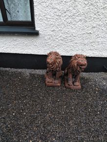 concrete garden statues
