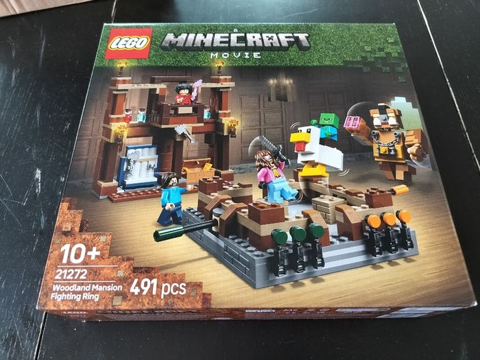 NEW LEGO Minecraft 21272 Woodland Mansion Fighting Ring Set