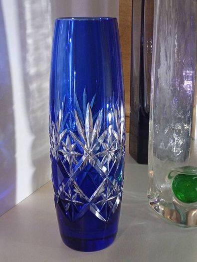 Luxury Japanese Edo Kiriko Bud Vase