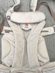 Ergobaby Omni Breeze Baby Carrier Natural Beige