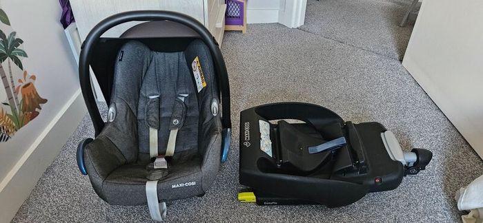 Car seat (Maxi Cosi)