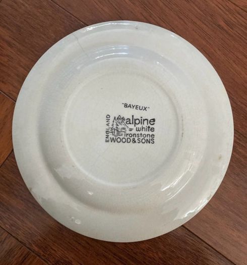 Vintage Woods And Sons Bayeux Pattern Side Plates & Gravy Boat