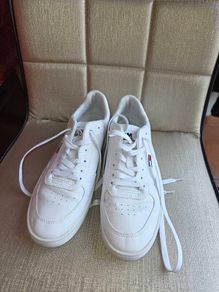 Tommy Hilfiger runners UK 6