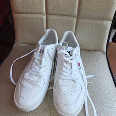 Tommy Hilfiger runners UK 6