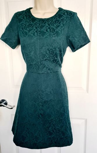 Gorgeous embossed NWT Forest Green Dress from oodji size 6