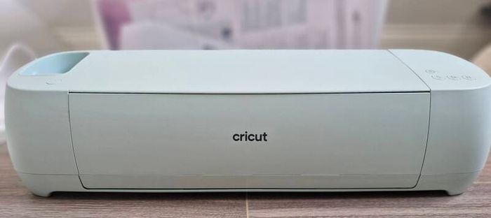 Cricut Explore 3 package deal (machine, heat press, all tools, HTV and more)
