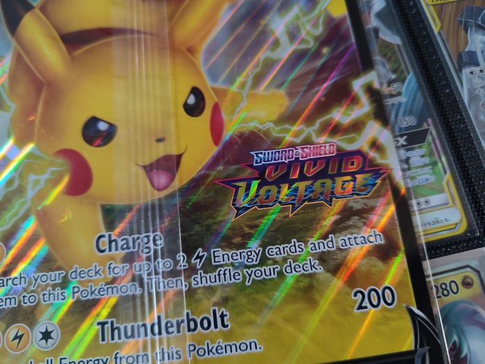 Pikachu V ! Vivid Voltage Stamp Promo ! Sealed ! Jumbo Oversized Card ! 2020 ! Pokemon Card !