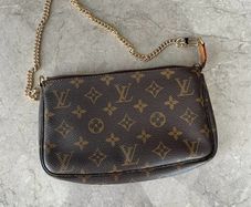 Louis Vuitton Pochette