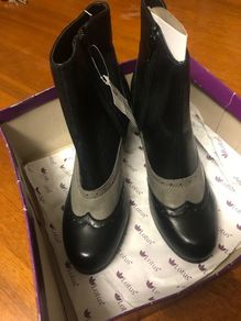 Ladies leather ankle
