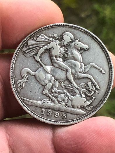 8 x Silver Victoria Crowns rare dates