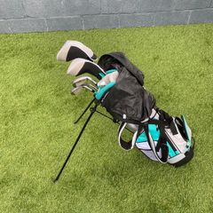Junior left handed golf clubs