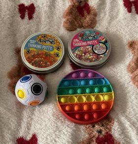 fidgets
