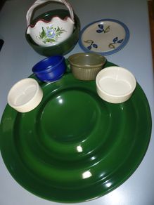 Giant Serving platter, Ramekins, Bowls, Dish. Plate. Moville. 8 ITEMS