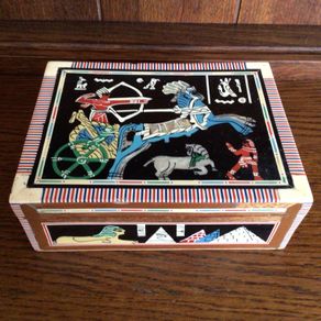 Vintage Eygptian Inlaid mother of Pearl Jewellery Box