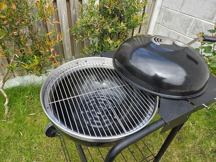 Big barbecue w/ table