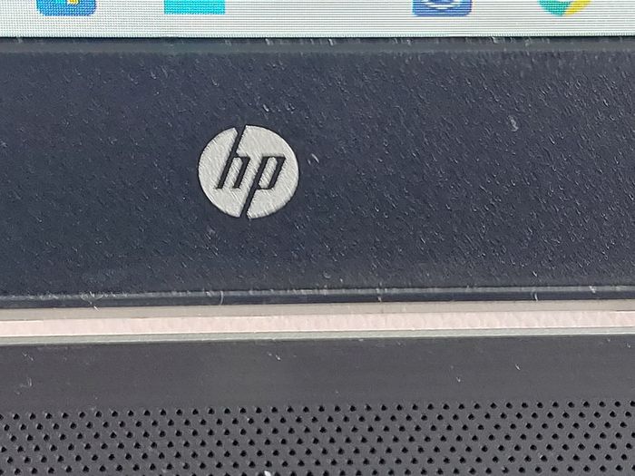 HP Pavilion 15.6 inch Laptop, Model, 15-aw012na, AMD A9-9410 Radeon R5 Graphics, 5 Compute cores 2C + 3G 2.9GHz, 8GB Ram, 1 Terrabyte HDD, Windows 10, Microsoft Edge, Chrome, and VLC