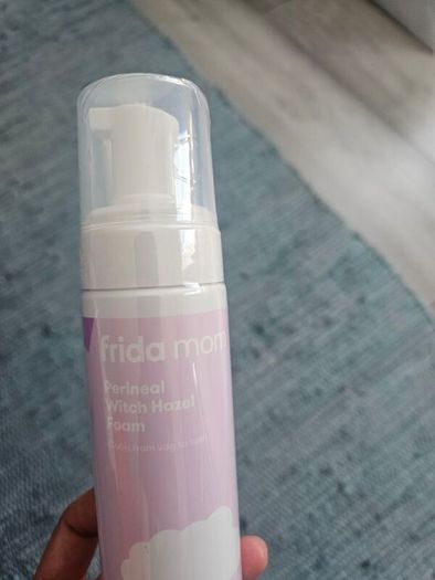 Frida Mom cold pads & foam - great after delivery