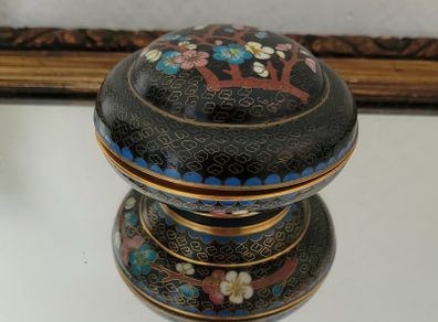 Vintage Chinese cloisonne lidded trinket dish