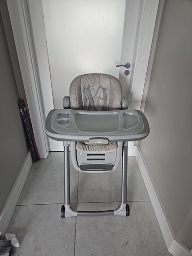 childs feeding chair