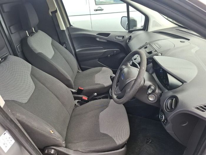 Ford Transit Courier 2018