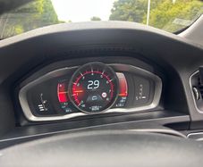 Volvo V60 T4 2014 low mileage price drop
