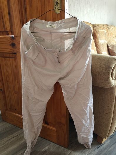 Bershka size 8 trousers