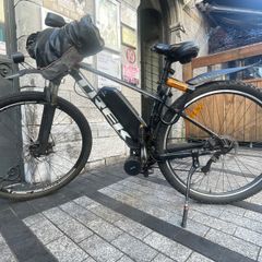 Trek Marlin 4 (2 good batteries)