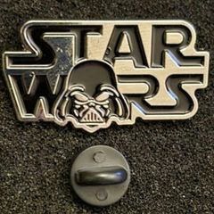 Star Wars , pin back badge.