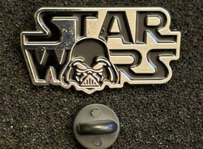 Star Wars , pin back badge.