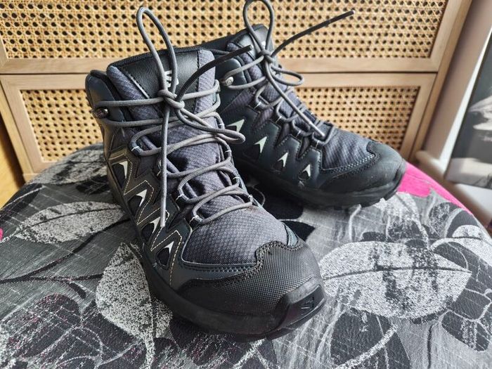 Salomon ladies hiking boots