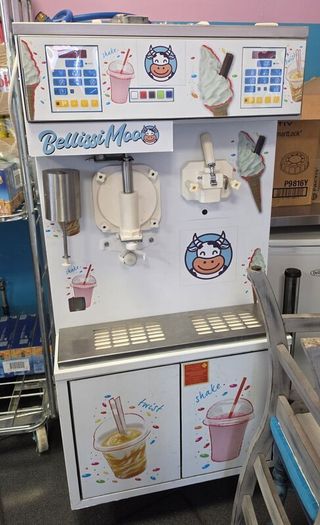 Ice Cream Machine and Smoothie Maker