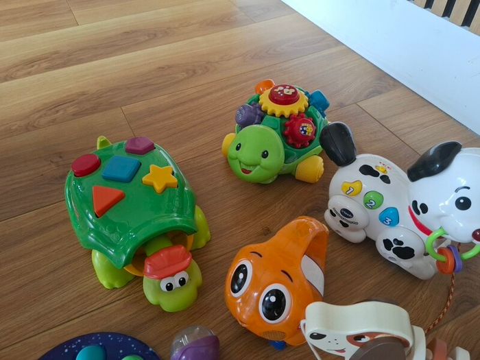 Mix of baby & toddler toys