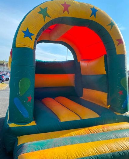 Bouncy castle Delivery