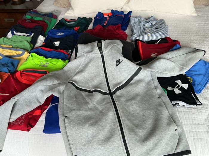 Boys Clothes Bundle age 10, kids size L, 30 items
