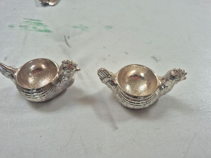 Metal collectors items