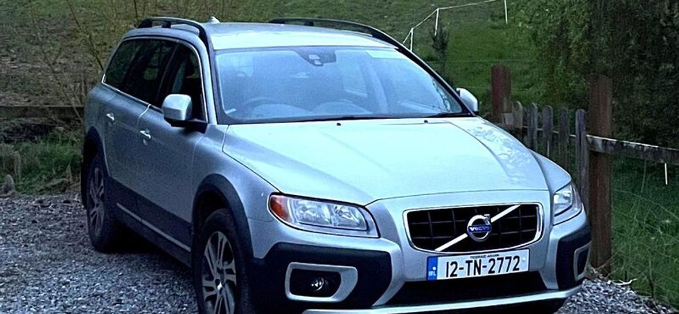 2012 Volvo XC70 2.5 Diesel, manual transmission.