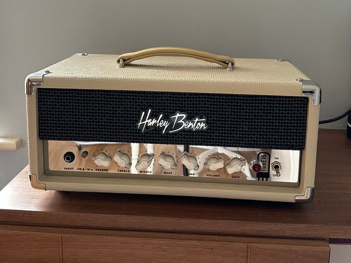 Harley Benton Tube15 Amplifier