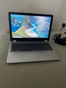 Laptop HP 250 G6
