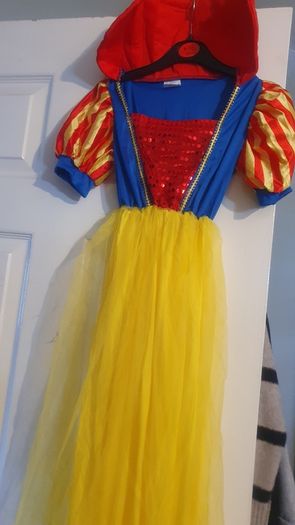 Snow White Disney Dress size 7-9