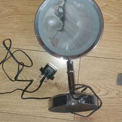 Makeup mirror with light