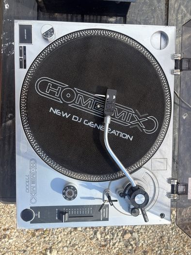 dj deck