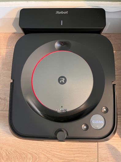 iRobot Braava jet m6 Mop - Pristine/Like-New Condition
