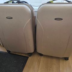 two free suitcases