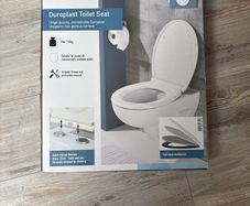 toilet seat