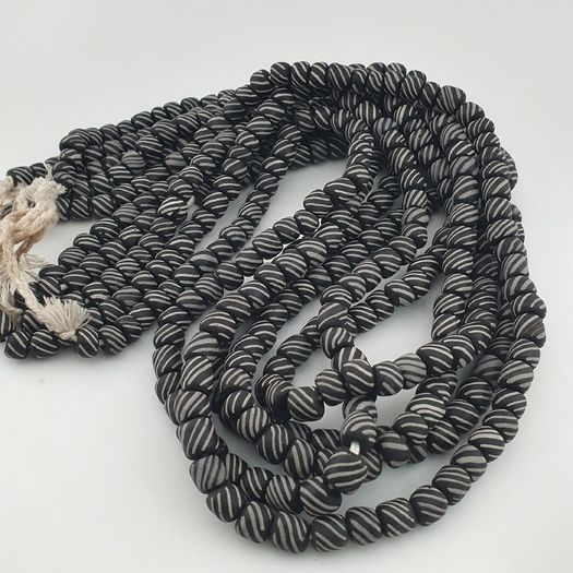Vintage African Style White Stripe Black 8.2mm - 8.5mm Glass Beads Necklace Strand