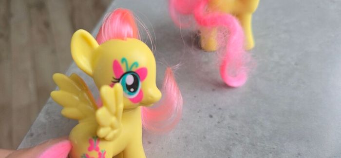2 X Fluttershy 3 inch Brushable MLP G4 My Little Pony
