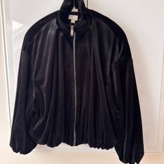 Zara Black Velvet Bomber jacket size M Please see photos