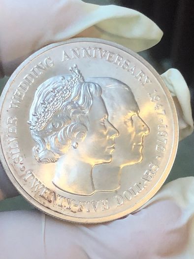 Silver 25 Dollars Cayman Islands over 51grams