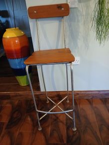 4 Bar chairs