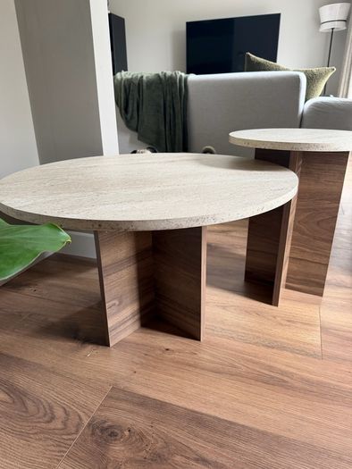 Set of 2 Round Coffee Tables